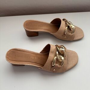 Anne Klein Raffia Heeled Sandals Size 9
